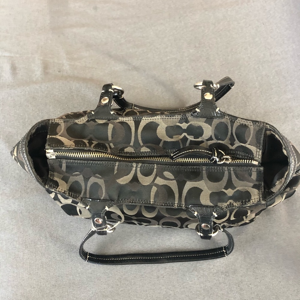Black Coach Satchel - Picture 6 of 8
